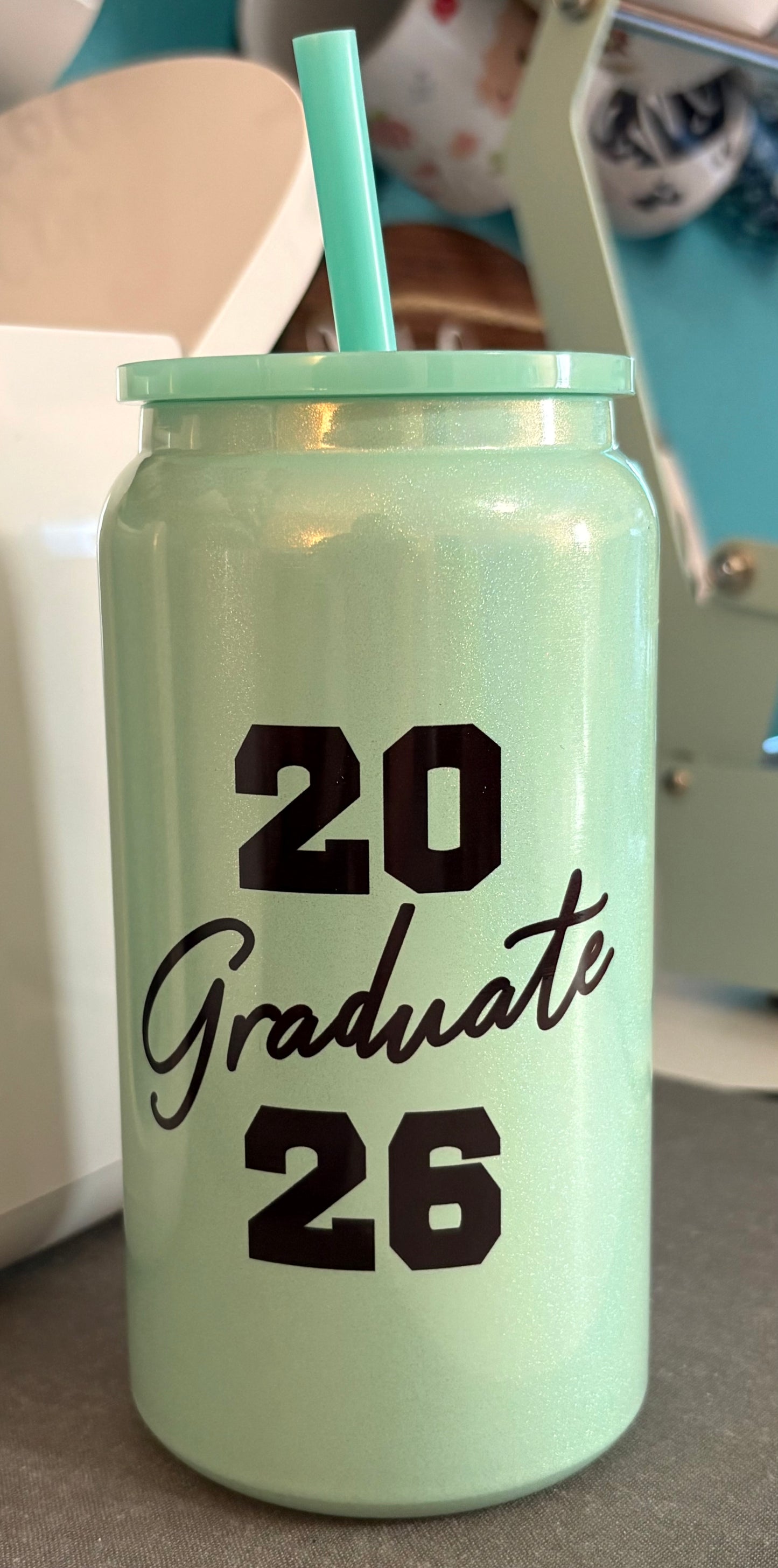2026 Graduate - Glitter Tumbler - 16 oz