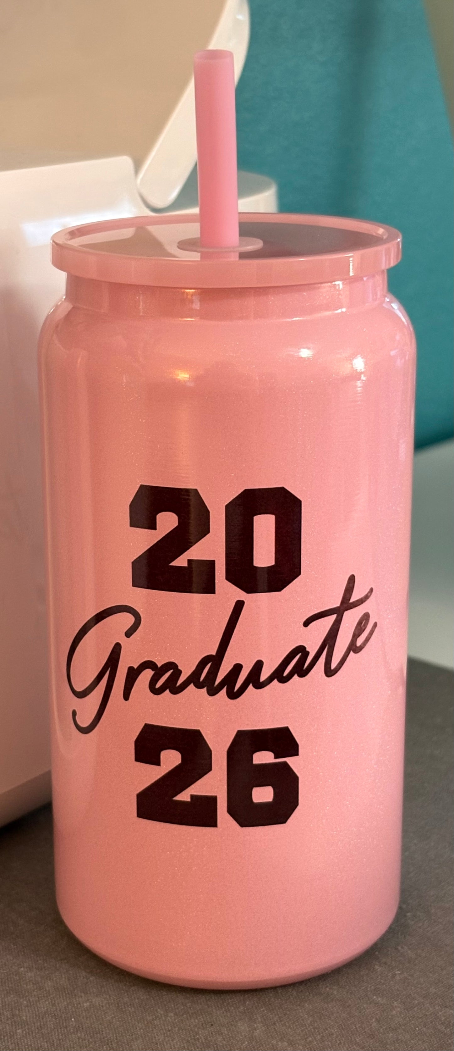 2026 Graduate - Glitter Tumbler - 16 oz